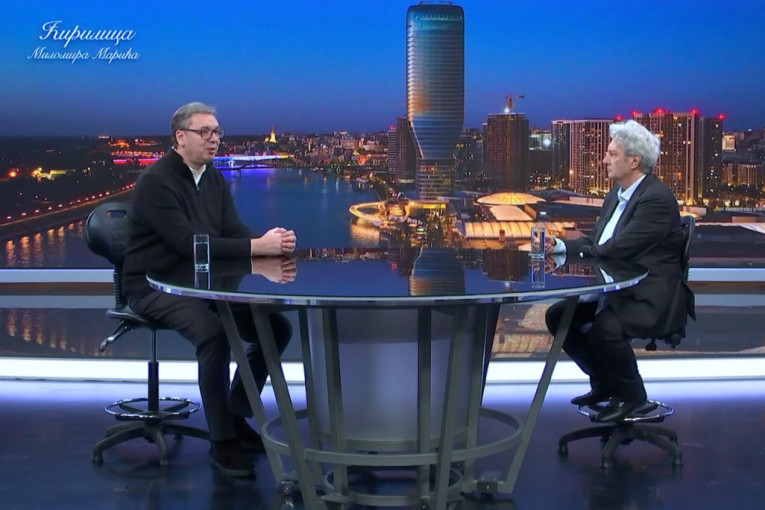 Predsednik Vučić: Od januara plate veće od očekivanog! Postoji nervoza i histerija zbog debakla iz Novog Sada