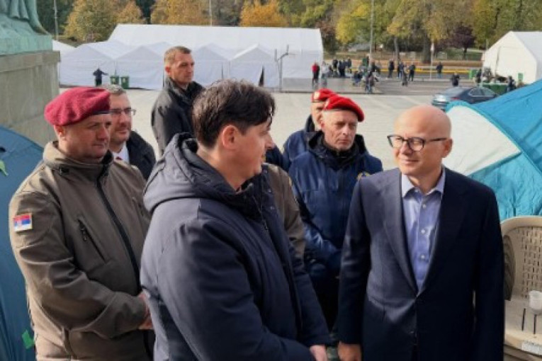 Mladi za budućnost: Mesarović sa rektorom u Šangaju (FOTO)