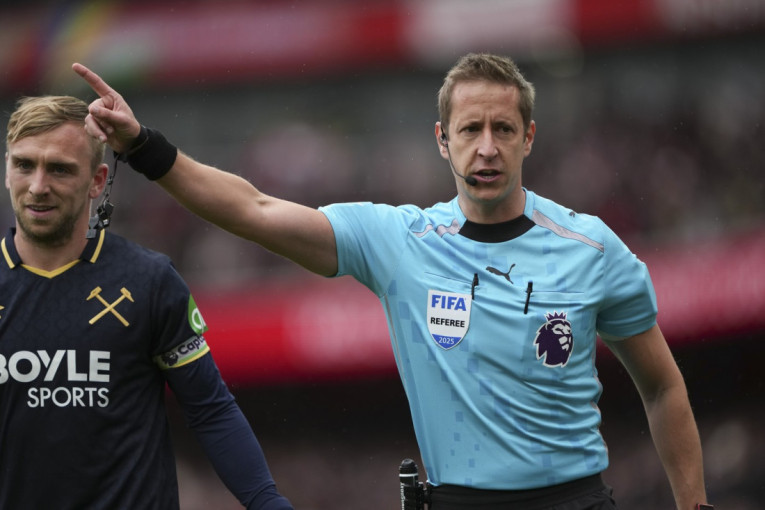 Ustani, ser Bekame: Legendarni fudbaler postao engleski plemić (FOTO/VIDEO)