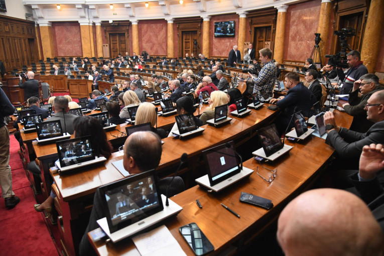 Skupština Srbije nastavila raspravu o listi kandidata za Savet REM-a