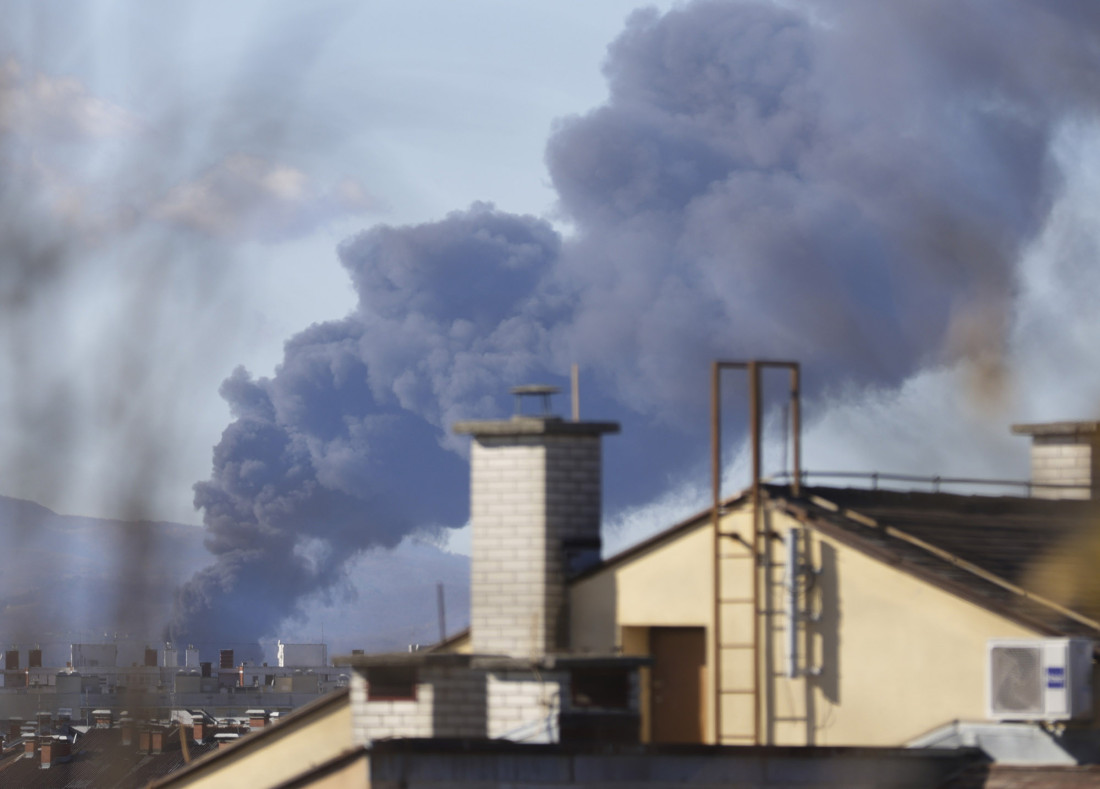 Ogroman požar u Hrvatskoj! Stiglo i važno upozorenje građanima (FOTO)