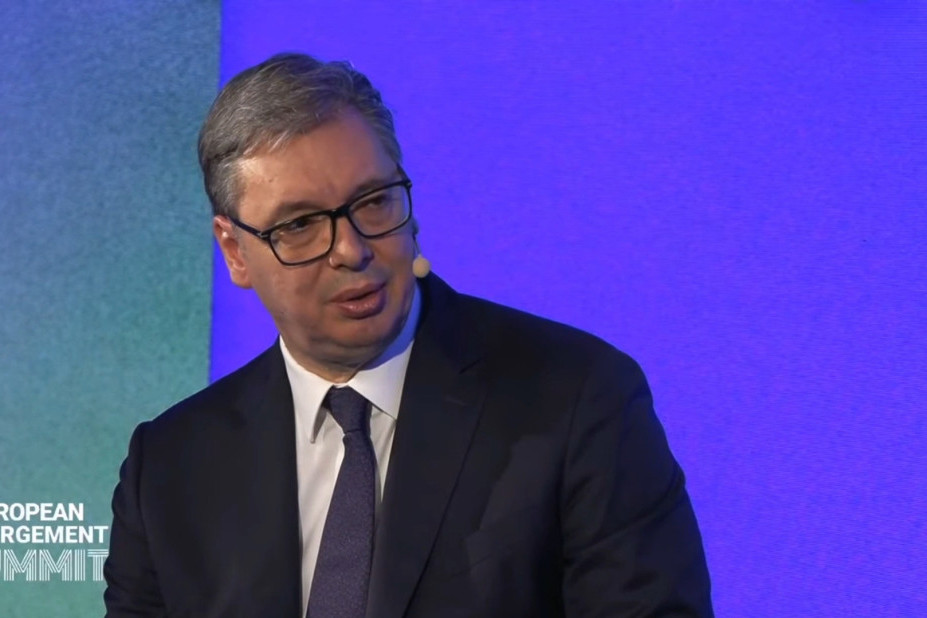 Vučić na Samitu o proširenju EU: Nismo uveli sankcije Rusiji, ali poštujemo Ukrajinu – Srbija i dalje veruje u evropski put (VIDEO)
