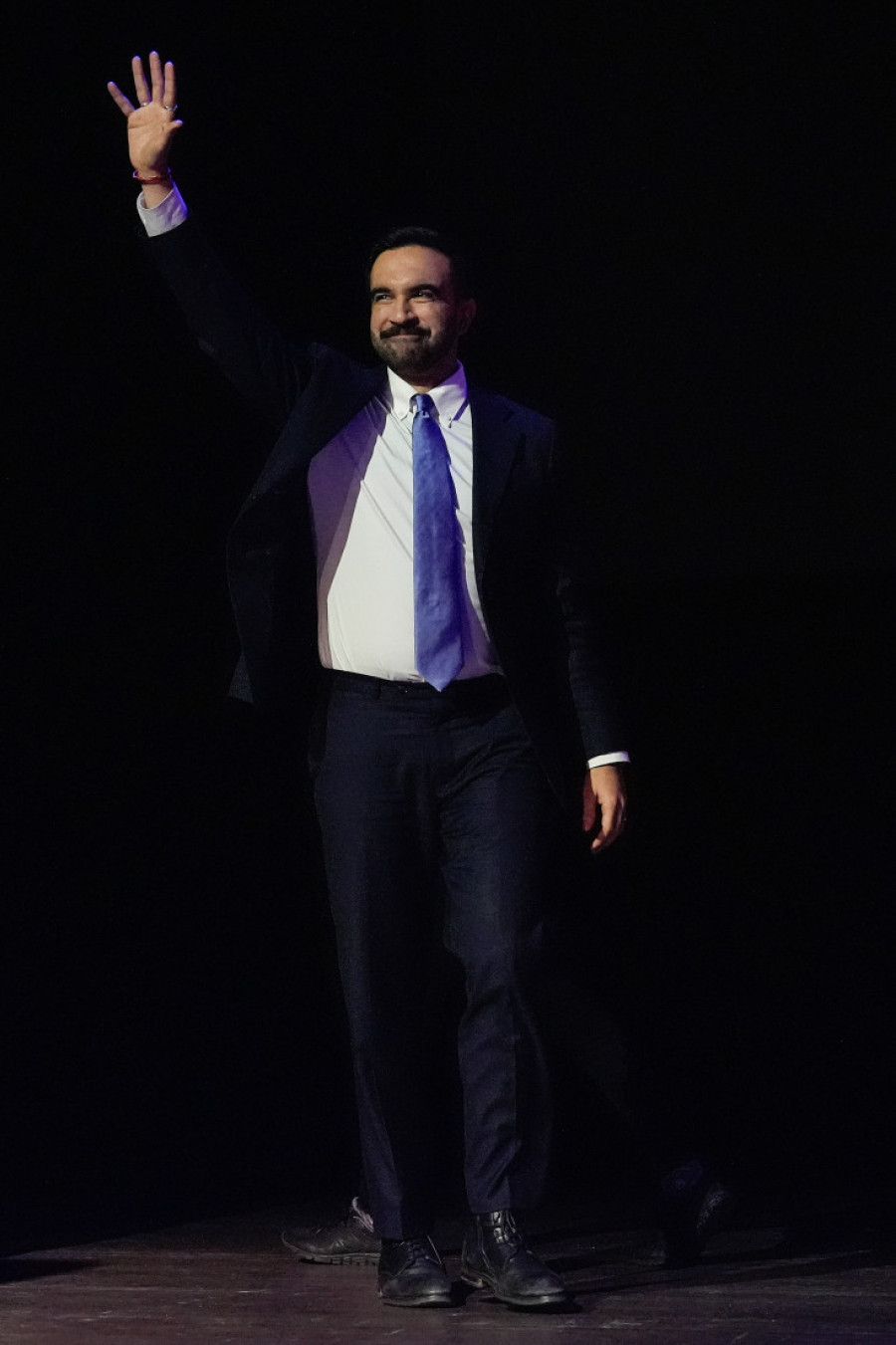 Musliman na čelu Njujorka: Zohran Mamdani je novi gradonačelnik, sebe opisao kao "Trampovu noćnu moru"