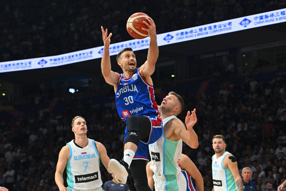 Dubai za Zvezdu dobija veliko pojačanje? Avramović blizu povratka na teren!