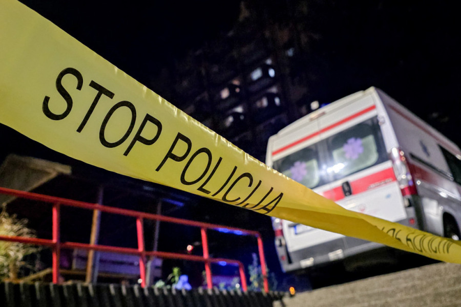 Užasne fotografije iz Doma penzionera u Tuzli pre požara: Memla, prljavština i oronula kupatila (FOTO/VIDEO)