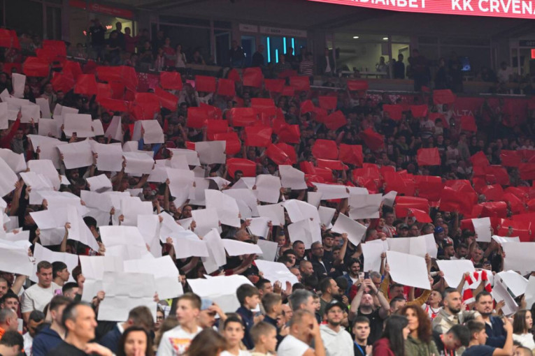 Delije ostavile 2 poruke: Jedna je bila namenjena Panatinaikosu, a druga fudbalerima uoči duela sa Lilom (FOTO)