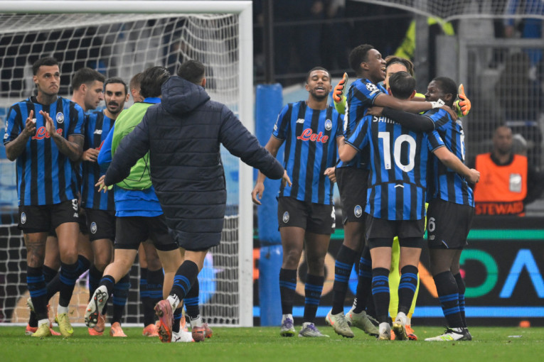 Samardžić "lepoticom" rešio meč, Siti "zgromio" Borusiju, Barsa umalo izgubila: Pogledajte hajlajtse mečeva LŠ u FULL HD (VIDEO)