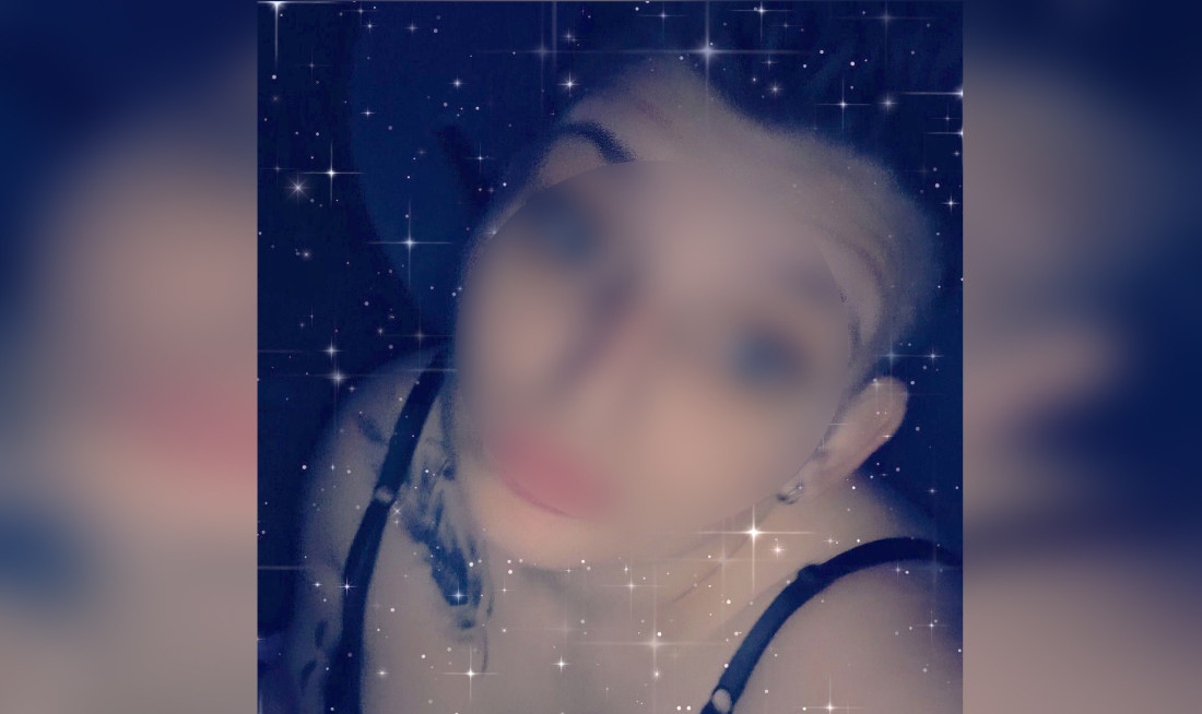 Bolesno! Blokaderka pre ubadanja policajca divljala u uniformi sa oružjem (FOTO)