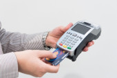 Nova pomoć za male biznise! Evo kako da dobijete besplatan POS terminal