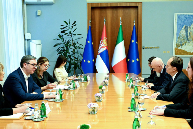 Vučić sa Čirijanijem: Zahvalnost Italiji na podršci Srbiji na evropskom putu