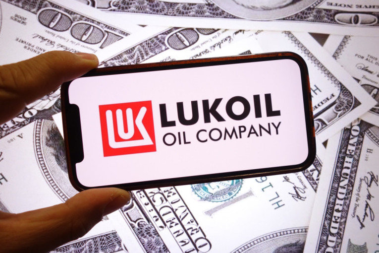 Zamrznuti računi, blokirane isplate! Američke sankcije ugušile Lukoil