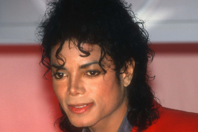 Pogledajte prvi trejler za film o Majklu Džeksonu: Već ga nazivaju "ukletim", a jedna stvar je mnoge razočarala (VIDEO)