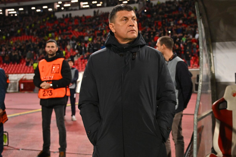 Ajaks napravio prvi korak ka povratku Ten Haga - Hejtinga dobio otkaz!