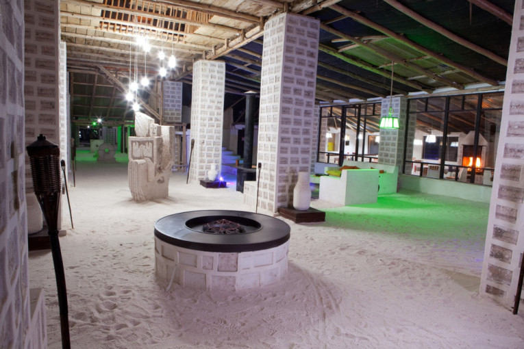 Jedno od najneobičnijih mesta na svetu: U ovom hotelu su čak i kreveti od soli, gostima je zabranjeno da ližu zidove (FOTO)