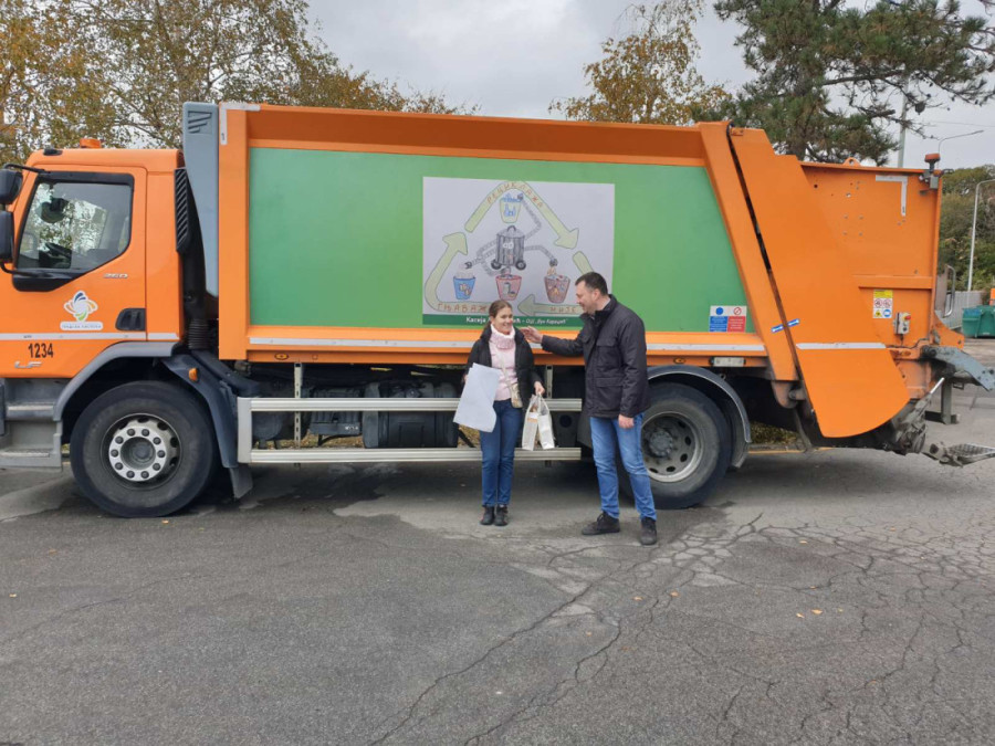 V.d. Marko Popadić uručio nagrade pobednicima likovnog konkursa „Gradske čistoće“ –  „Prljavo ili čisto nije isto!“