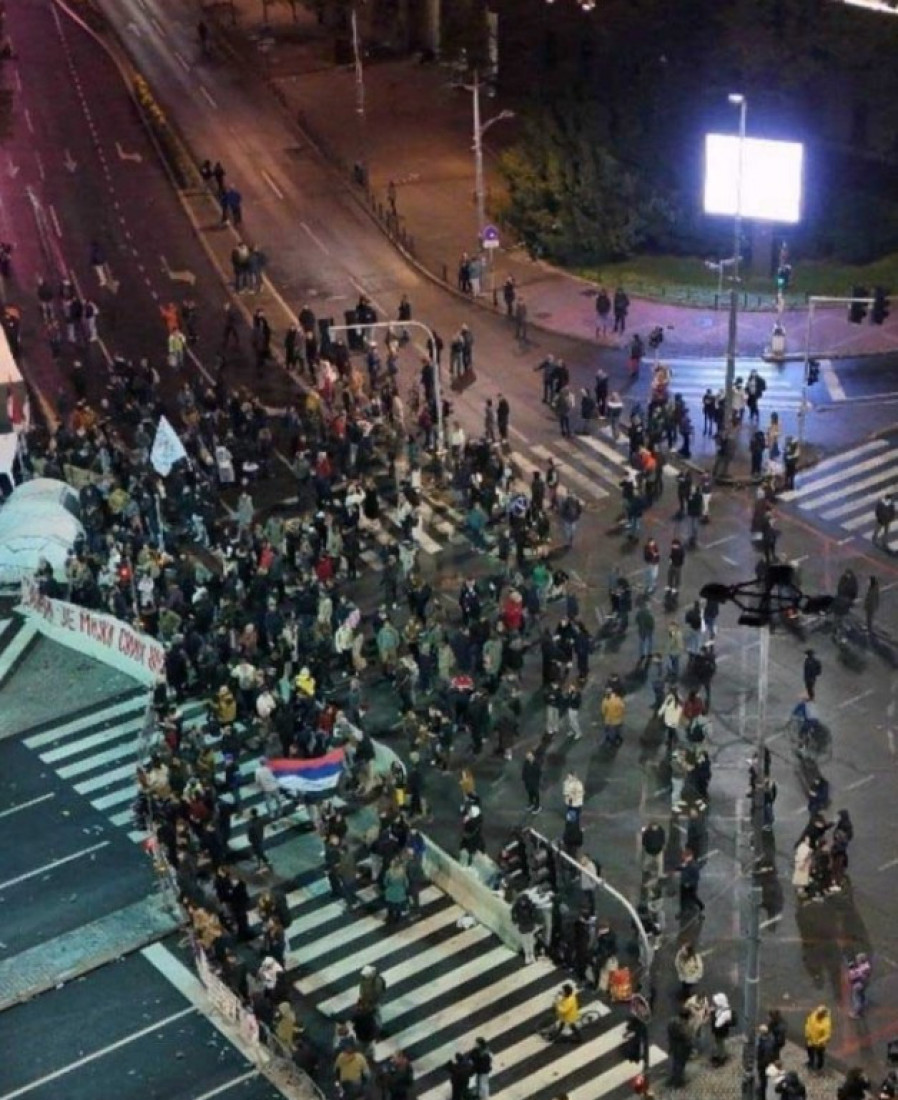 Blokaderi se rasuli: Jedva stotinak ljudi kod Narodne skupštine