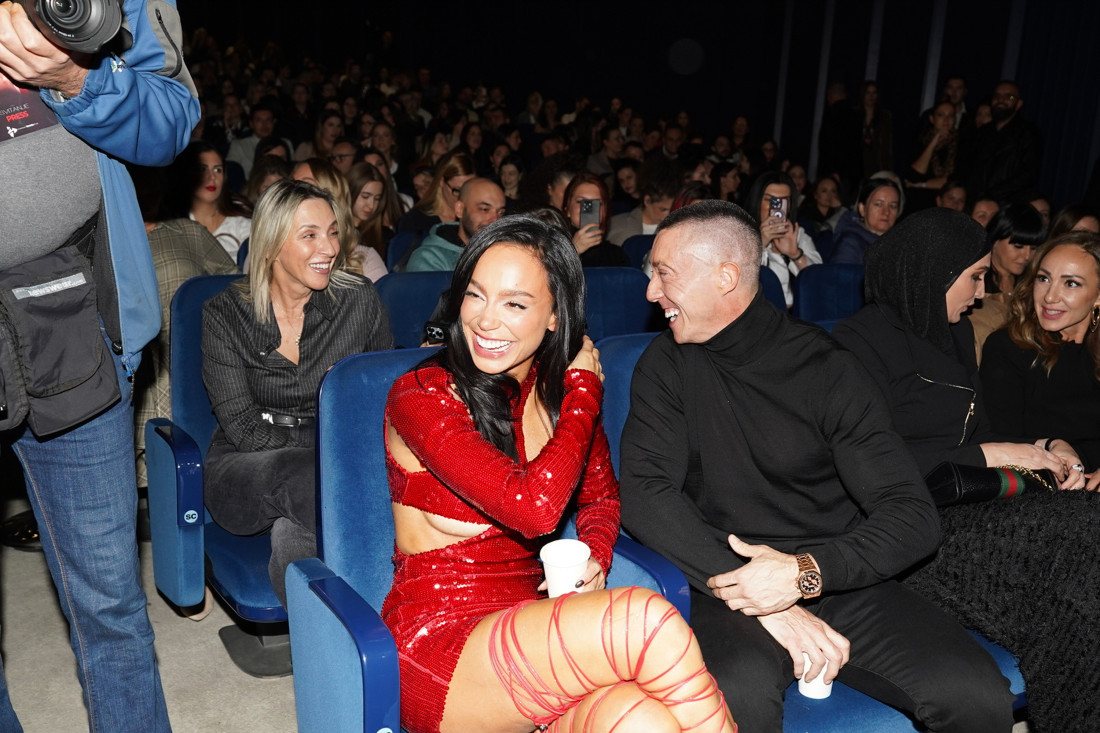 Pevačica Edita Aradinović trudna!