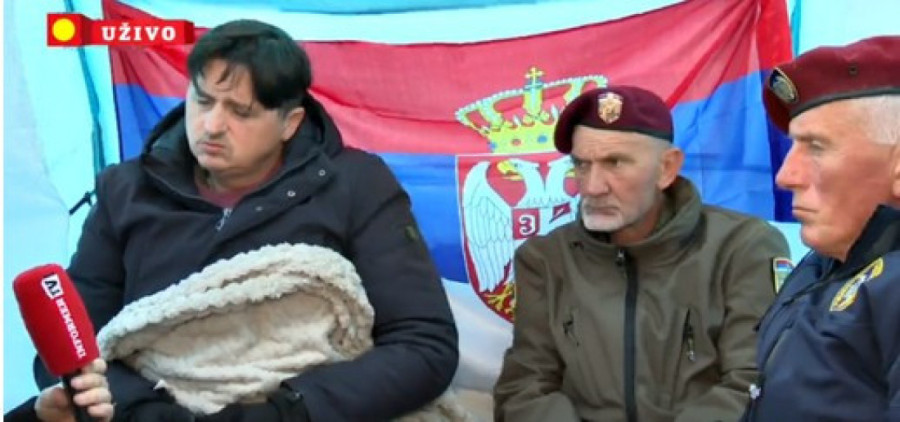 Uglješa Mrdić već devet dana štrajkuje glađu ispred Skupštine! Izabrali smo taj način borbe jer je u pitanju Srbija