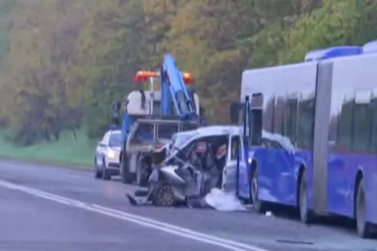 Detalji užasa na Obrenovačkom putu: Vozaču nije bilo spasa, sumnja se da je ovo uzrok tragedije!
