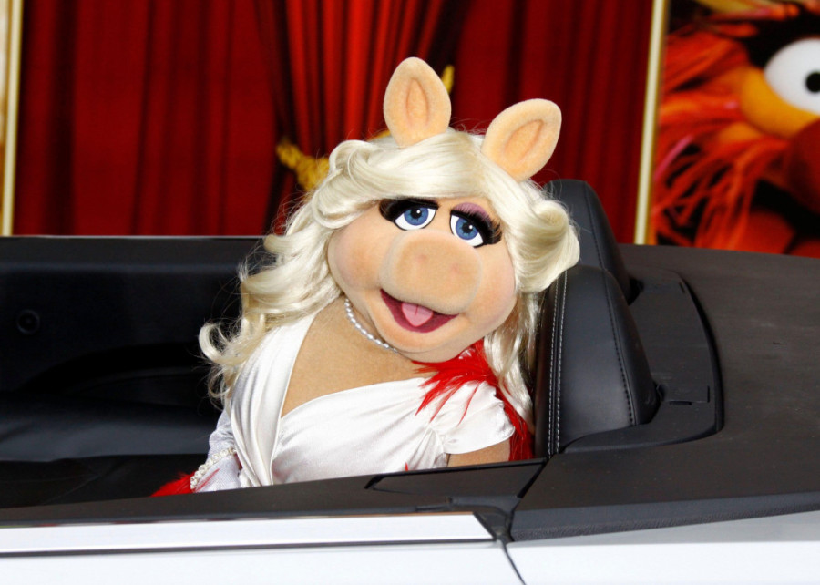 Verovali ili ne, snima se film o legendarnoj Mis Pigi: Iza projekta stoje dve slavne holivudske glumice (FOTO)