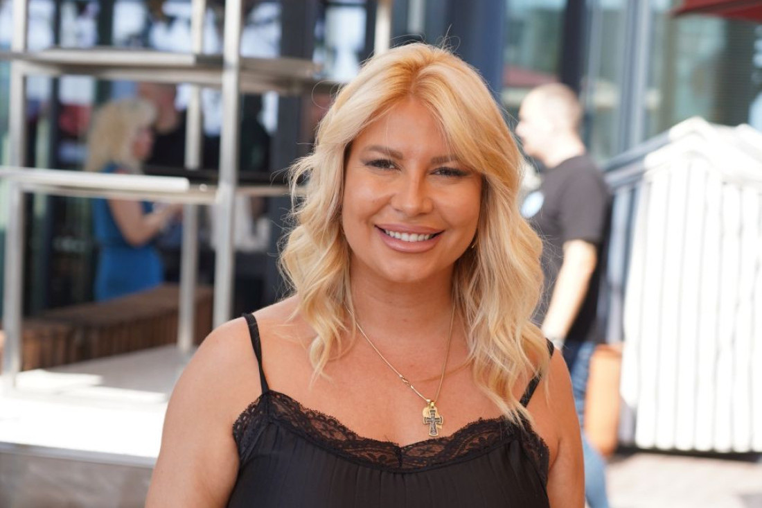 Sve o vereničkom prstenu Dee Đurđević! Dok komšiluk još priča o njenoj trudnoći - isplivali detalji