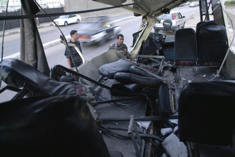 Užas na putu za Hurgadu: Autobus pun turista sudario se s kamionom, dvoje mrtvih