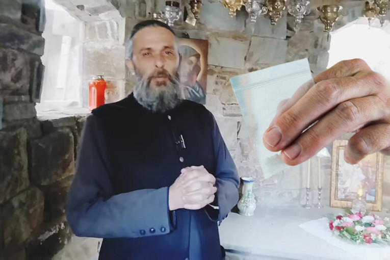 Sveštenik sa interneta "pao" zbog droge: Crkveni kolač bio kod za marihuanu!