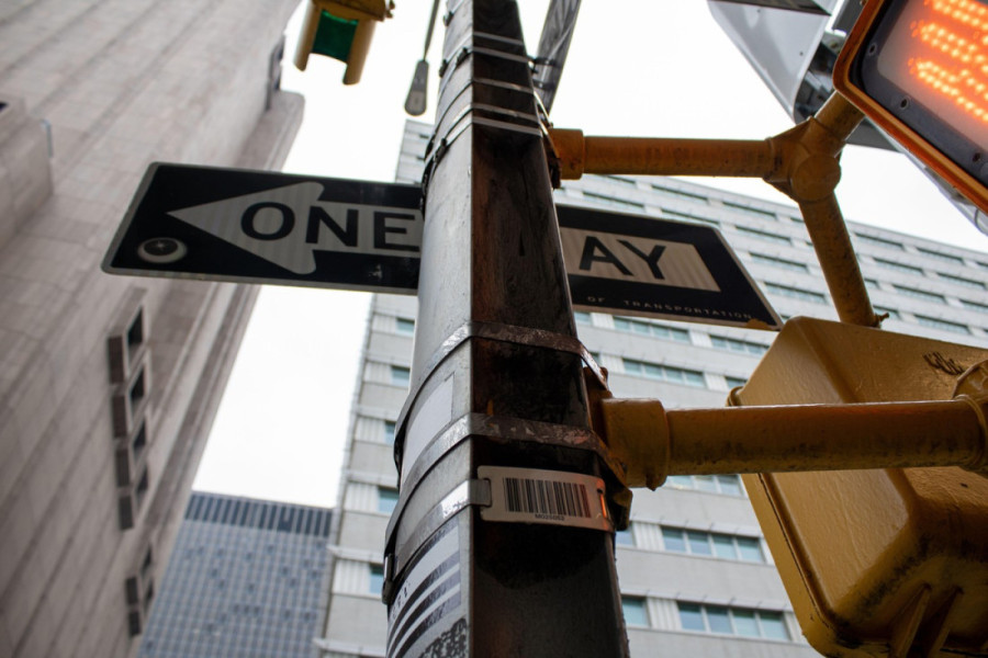 Misteriozna zgrada bez prozora u Njujorku: „Šta, dođavola, rade unutra?“ (VIDEO)