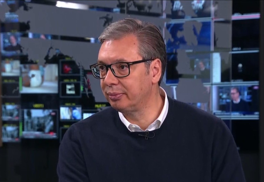 Vučić razmontirao blokadere: Topovski udar je bačen na Ćacilend, i to se vidi na snimku