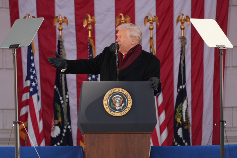 Kenedi protiv Trampa: Unuk legendarnog predsednika kreće u političku borbu!