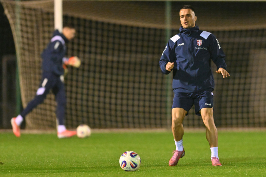 Engleska je favorit, ali je sada situacija drugačija: Kostić optimista pred duel u Londonu (FOTO/VIDEO)