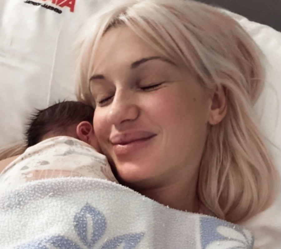 Anja Mit više ne krije partnera! Glumica podelila emotivnu fotografiju: Bravo, tata!