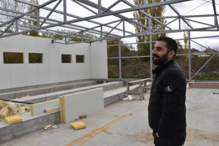 Milan radi samo za elitne klijentelu: Najzdravije meso uskoro i na velikoj farmi kod Rume (FOTO)