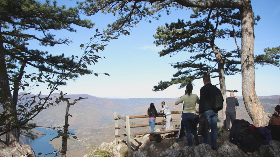 Domaći i strani turisti potpuno poludeli za ovom destinacijom u Srbiji: Sad im je stiglo veliko priznanje!