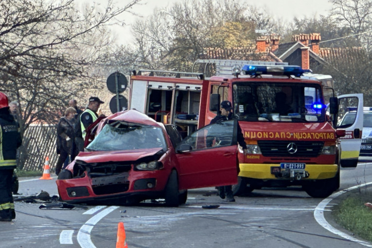 Mladić poginuo na licu mesta! Porodica s decom završila u bolnici - detalji sudara u Ovčarsko-kablarskoj klisuri!