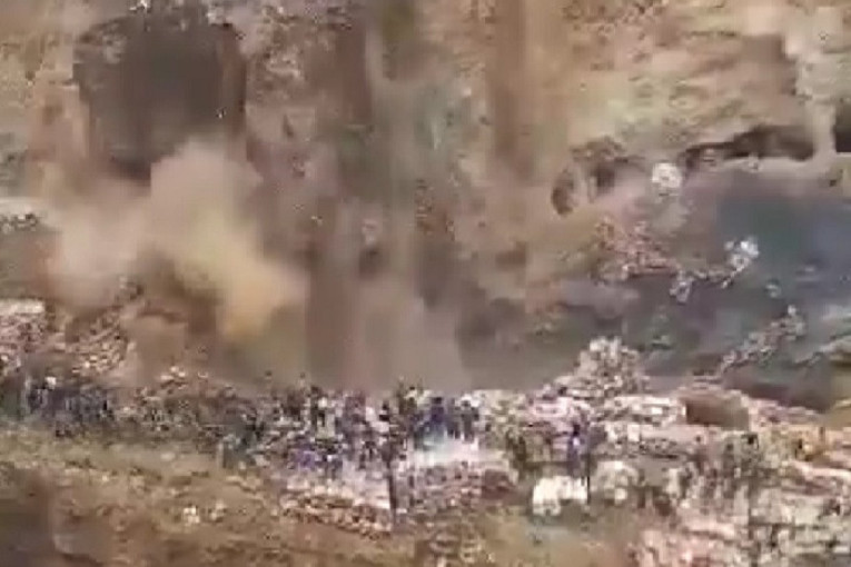 Pakao pod zemljom: Vojska pucala, rudnik se urušio – čak 50 mrtvih (VIDEO)