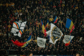 Skandal u Bosni: Policija pretukla rumunske navijače zbog skandiranja "Srbija, Srbija"