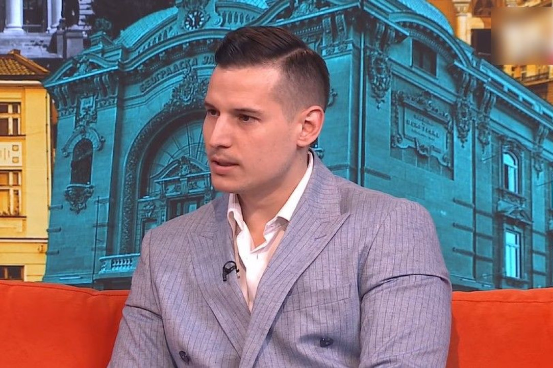 Voditelj trpeo ove bolove, pa završio na operaciji: Bilo je pitanje sata kad ću da ostanem bez pokretljivosti nogu!