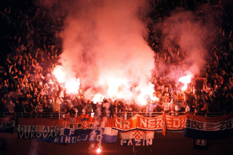 Jugom se zakucao u betonsku banderu u selu Zablaće kod Čačka!