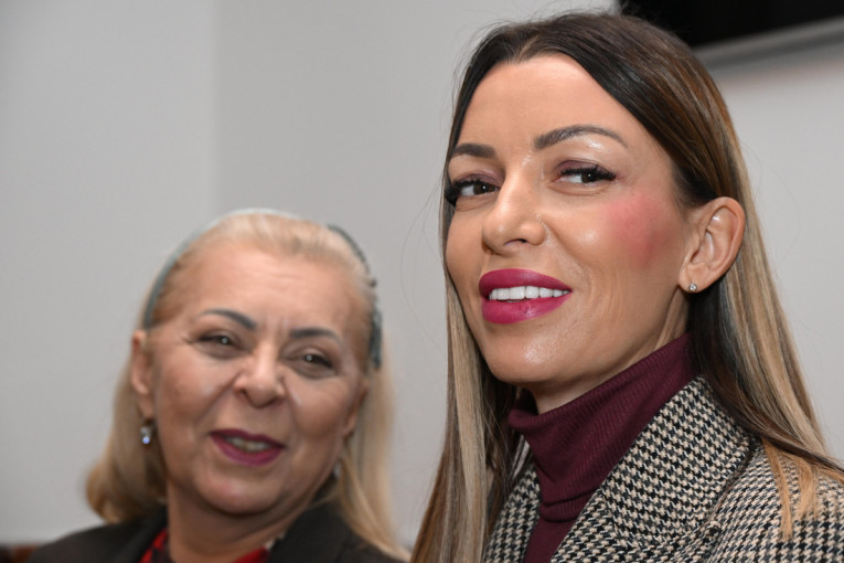 Ministarka Mesarović osudila skandalozne napade na predsednika Aleksandra Vučića