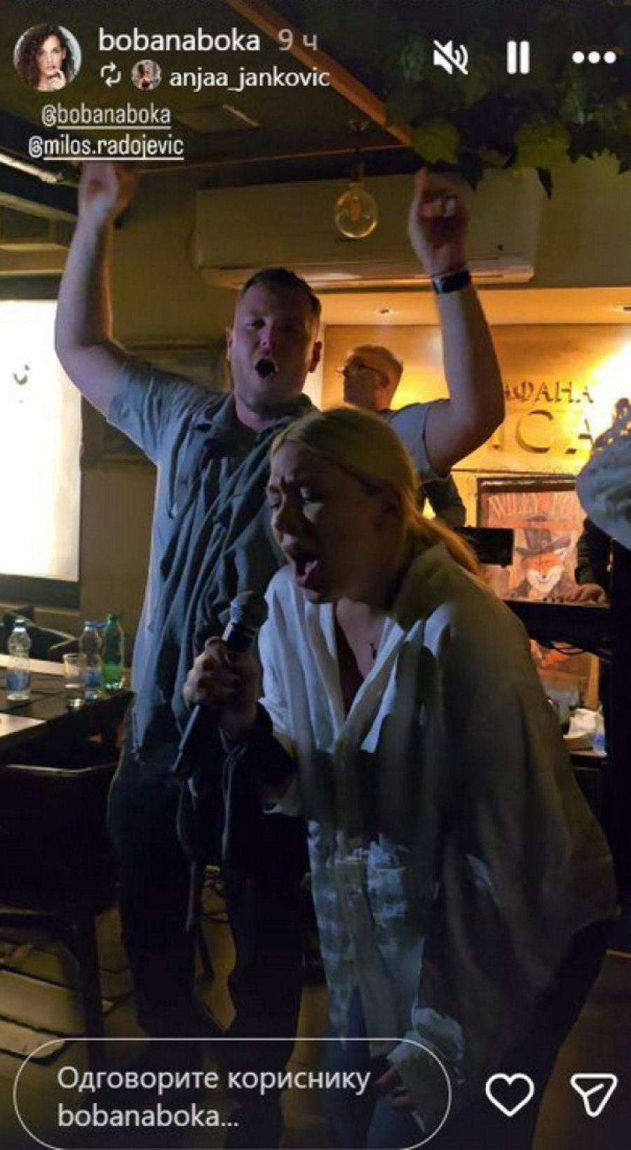 Trudna Milica Todorović napravila haos u kafani! Slavila rođenje deteta, pa se zapevala!