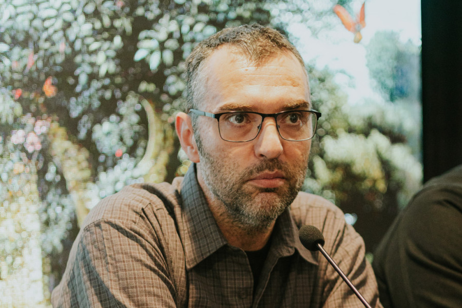 Nije mogao da ode na očevu sahranu, a onda je napravio "kompenzaciju": Premijera domaćeg filma "Kako je ovde tako zeleno" (FOTO/VIDEO)