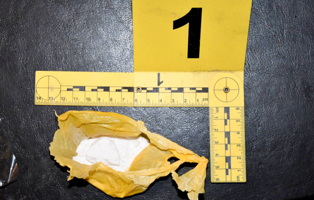 Dileri mučili u niškom stanu: Oteli mladića, pa ga tukli i snimali telefonom (FOTO/VIDEO)