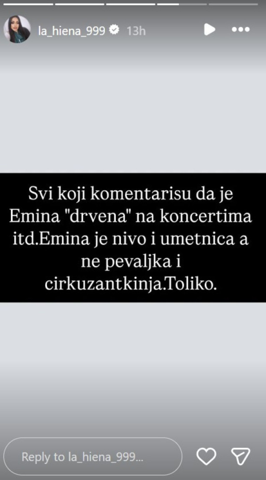 Dunja Ilić podržala Eminu Jahović: Ona je nivo i umetnica, a ne pevaljka i cirkuzantkinja!