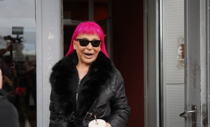 Brunclikova izašla iz bolnice: Pevačica je puštena na kućno lečenje!