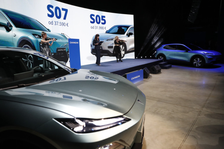 Beograd na mapi svetskih auto-brendova: Svečano otvoren prvi Changan salon u regionu - BM Motors Savograd (FOTO/VIDEO)