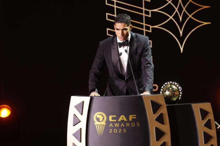 Hakimi ispred Salaha i Osimena: Marokanac osvojio prestižno priznanje!