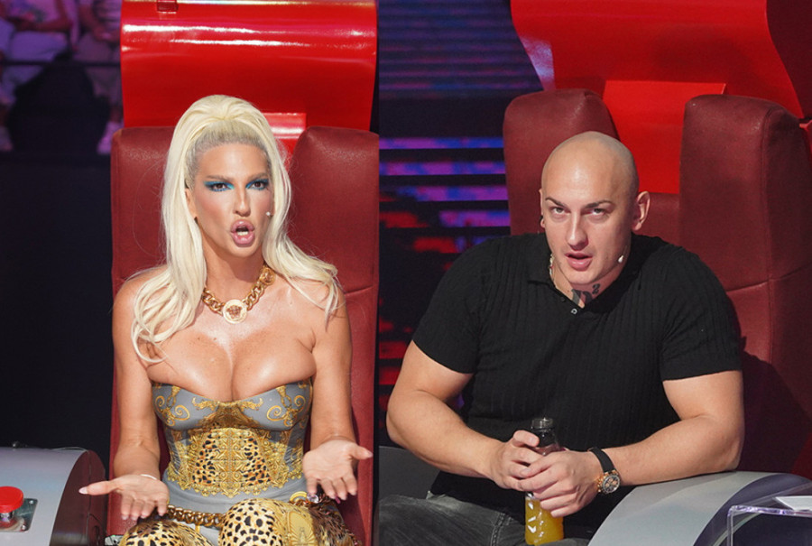 "Čudnovato je ona biće!" Desingerica otkrio kako je njegova žena reagovala nakon što ga je Karleuša zaskočila