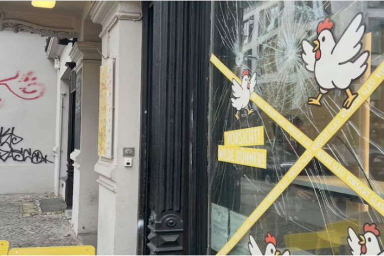 "Noću dolaze sa čekićima": Talas vandalizma trese Berlin, trgovci u strahu