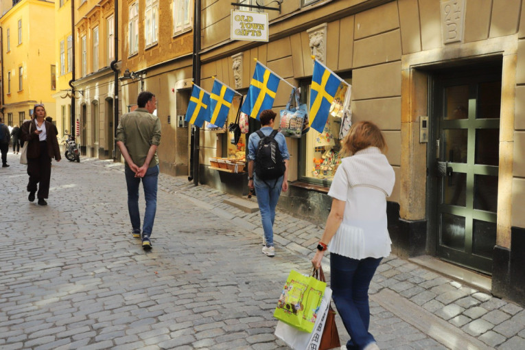 Švedska afera: Metal-detektori, luksuzna putovanja i mutni poslovi